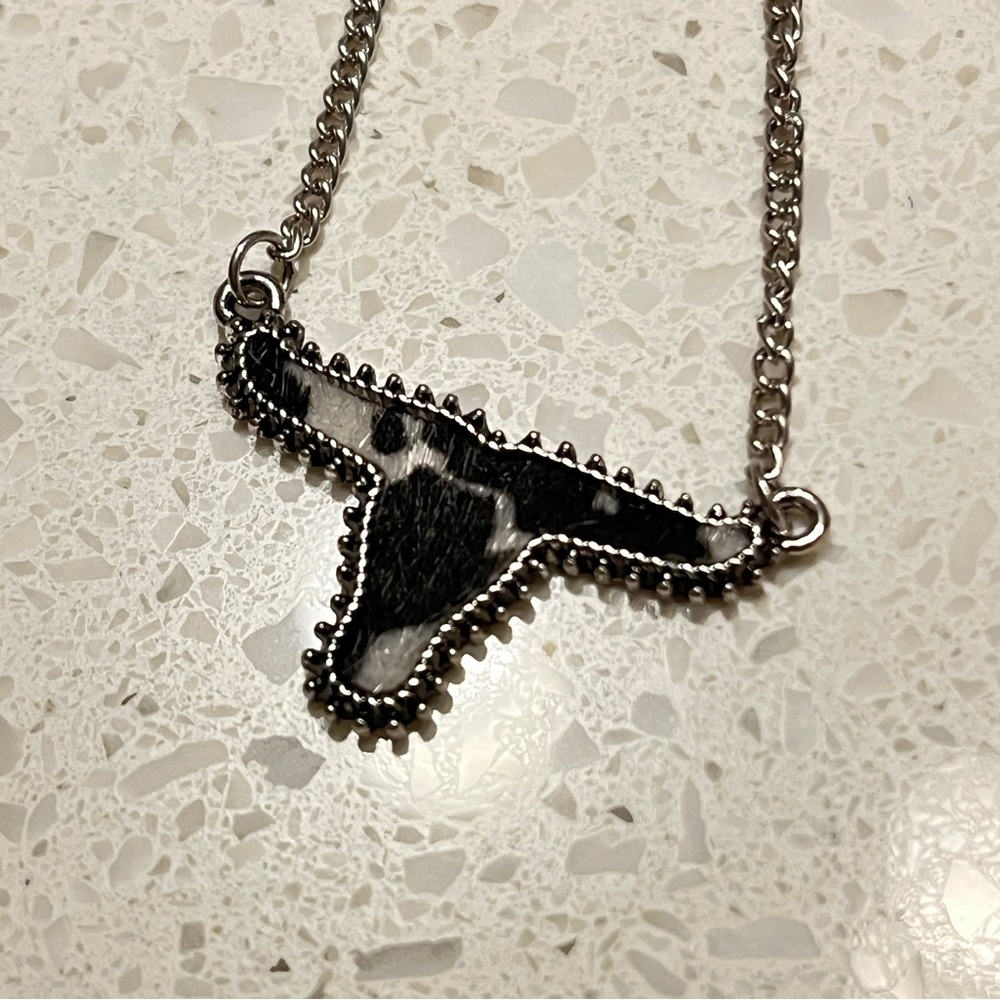 Vintage Western style Bull Head Pendant Necklace‎